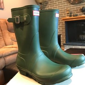 Hunter Women Original Short Rain Boots. Size 8